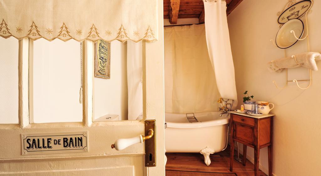 バニエール・ド・ビゴール Les Petites Vosges Bed & Breakfast 部屋 写真