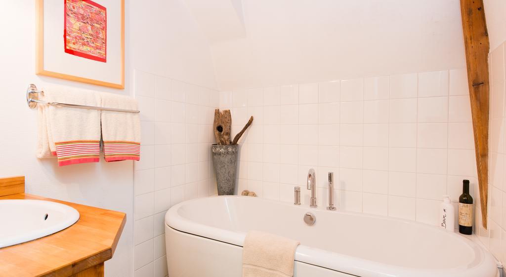 バニエール・ド・ビゴール Les Petites Vosges Bed & Breakfast 部屋 写真